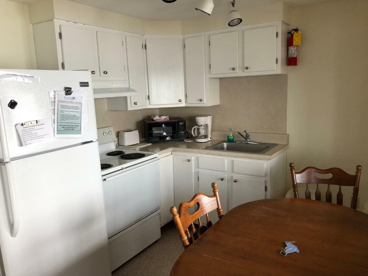 West Winds Motel&cottages Hotel 2*