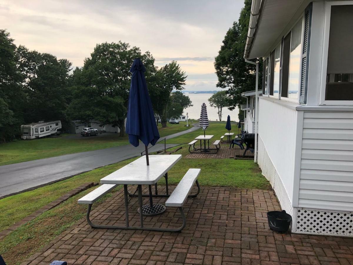 West Winds Motel&cottages 2*
